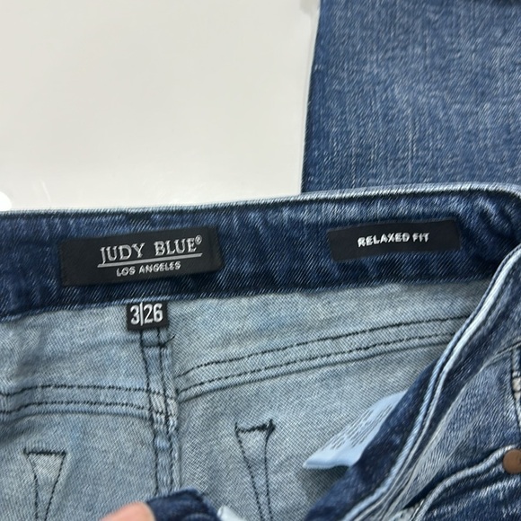 Judy Blue High-Rise Raw Hem Relaxed Fit Jean Sz 3/26 Item# BA - Picture 5 of 8